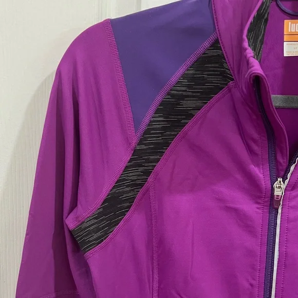 Lucy Purple and Black full zip jacket w/ thumb holes - size small - Picture 4 of 11